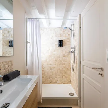 Appartamento Au Coeur De Ile Saint-louis Free Netflix *