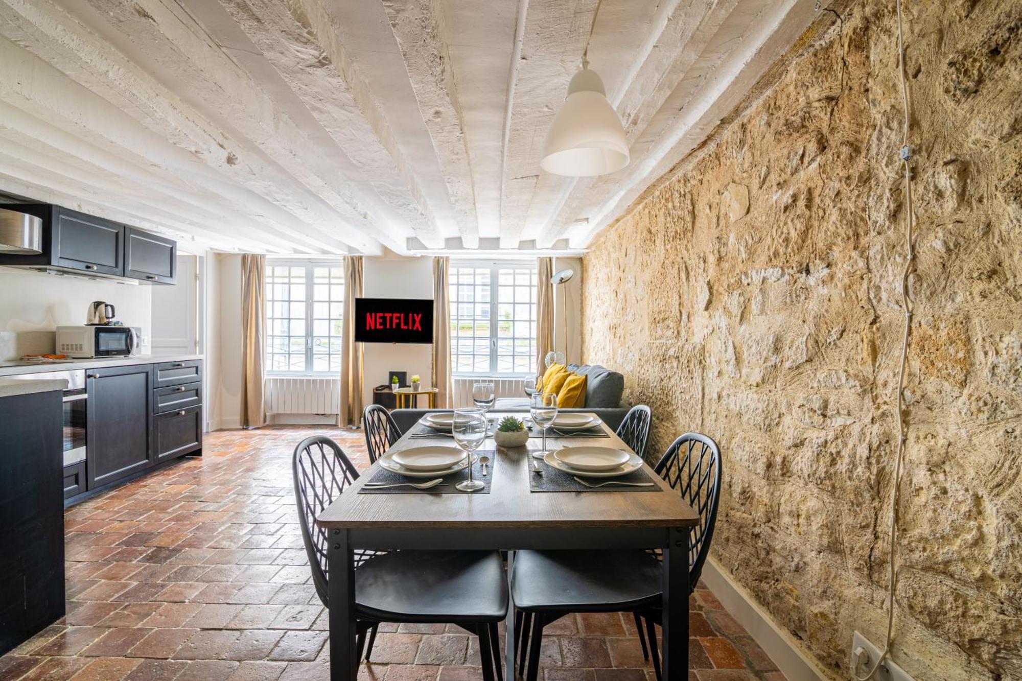 Au Coeur De Ile Saint-louis Free Netflix * Paris